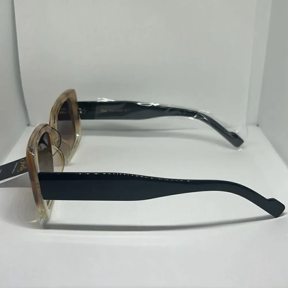 Giselle women’s square